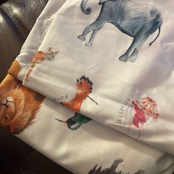 Pottery Barn Animals Top Flat Sheet - Brand New / Never Used - Picture 4 of 5